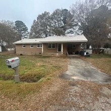 204 Britt St in Smithfield, NC - Building Photo - Building Photo