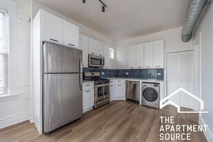 1849 S Kedzie Ave, Unit 3R in Chicago, IL - Building Photo