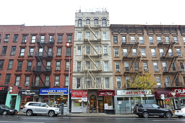 1654 Third Avenue in New York, NY - Foto de edificio - Building Photo