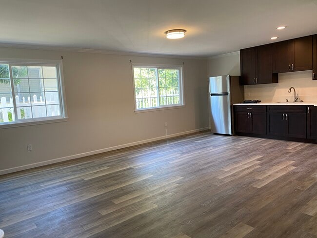 property at 1253 Ekaha Ave