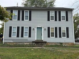 739 Tara Ct in Bowling Green, KY - Building Photo