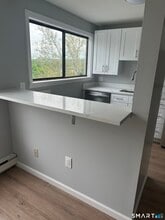 5 Nabby Rd in Danbury, CT - Building Photo - Building Photo