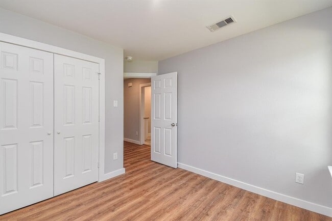 7954 Nashville St, Unit 7954 Nashville St Houston in Houston, TX - Foto de edificio - Building Photo