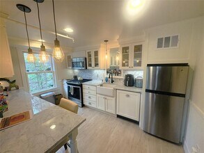 1107 Nueces St in Austin, TX - Building Photo - Building Photo
