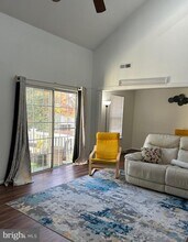 704B Trescott Pl in Mount Laurel, NJ - Building Photo - Building Photo