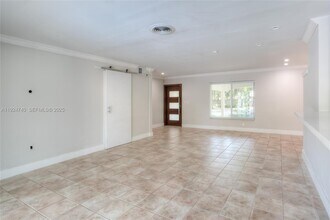 8265 SW 150th Dr in Palmetto Bay, FL - Building Photo - Building Photo