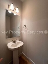 174 Loganberry Ct in Woodland, WA - Building Photo - Building Photo