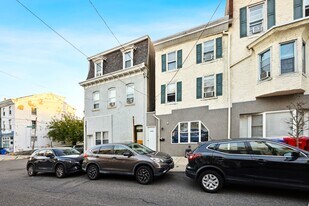 3922 Terrace Street in Philadelphia, PA - Building Photo