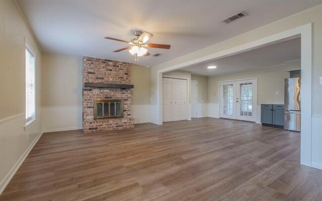 106 Grand Canyon Dr in Bastrop, TX - Building Photo - Building Photo