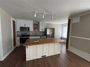 104 Spring St in Gainesville, GA - Building Photo - Building Photo