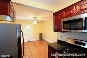 26 White St in Cambridge, MA - Building Photo - Building Photo