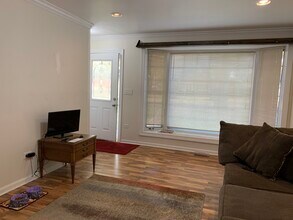 846 Lange St in Mundelein, IL - Building Photo - Building Photo