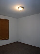 5602A Beechwood Blvd in St. Joseph, MO - Building Photo - Building Photo