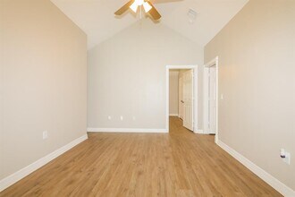 11730 Twain Dr in Montgomery, TX - Building Photo - Building Photo