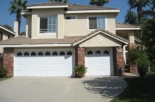 7459 Oxford Ct in Fontana, CA - Building Photo