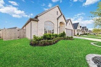 19035 Dappled Mare Cir in Tomball, TX - Building Photo - Building Photo