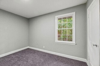 1829 River Dr in Nashville, TN - Foto de edificio - Building Photo