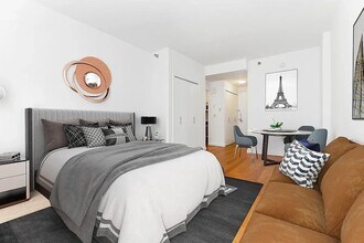 30 W 18th St in New York, NY - Foto de edificio - Building Photo