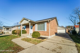 3815 Hillcross Dr in Louisville, KY - Building Photo - Building Photo