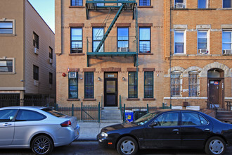 588 Wilson Ave in Brooklyn, NY - Building Photo - Building Photo