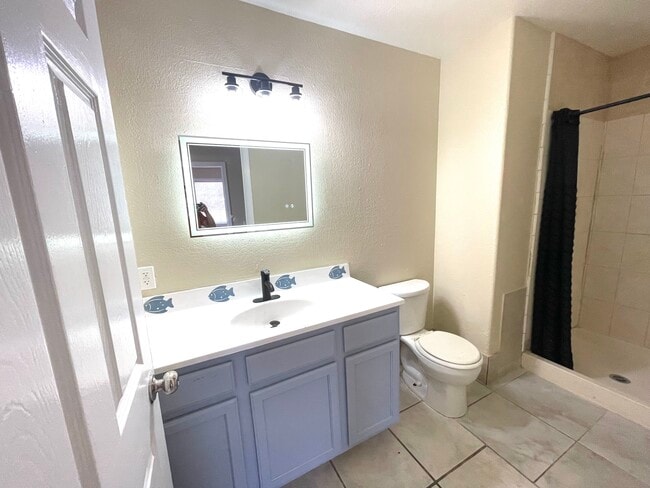 2951 68th Ave, Unit 2951