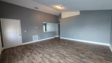 333 Rollins Dr in Davenport, FL - Building Photo - Building Photo