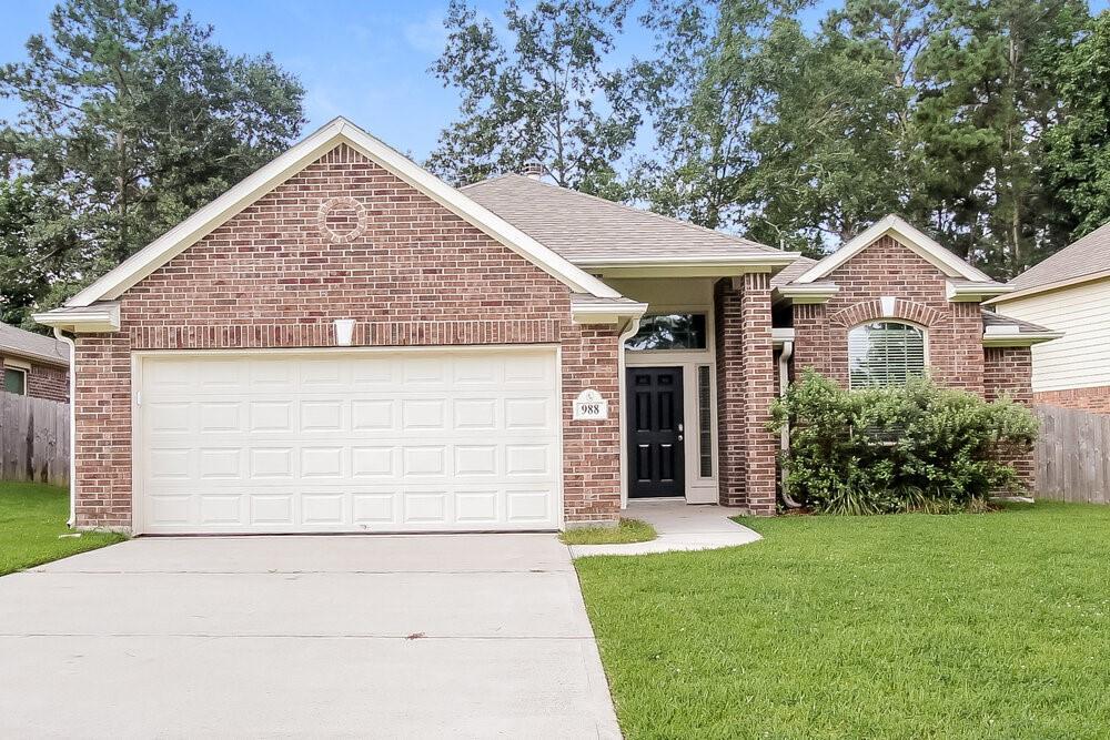 988 Arbor Glen in Conroe, TX - Building Photo