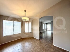 142 W Smoke Tree Rd in Gilbert, AZ - Building Photo - Building Photo