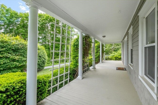 426 Horsepound Rd in Carmel, NY - Building Photo - Building Photo
