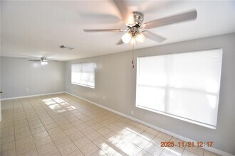 363 Milwaukee Ave in Dunedin, FL - Building Photo - Building Photo