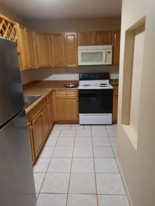 6446 Pennsylvania Ave in New Port Richey, FL - Building Photo