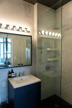 184 Kent Ave in Brooklyn, NY - Building Photo - Building Photo