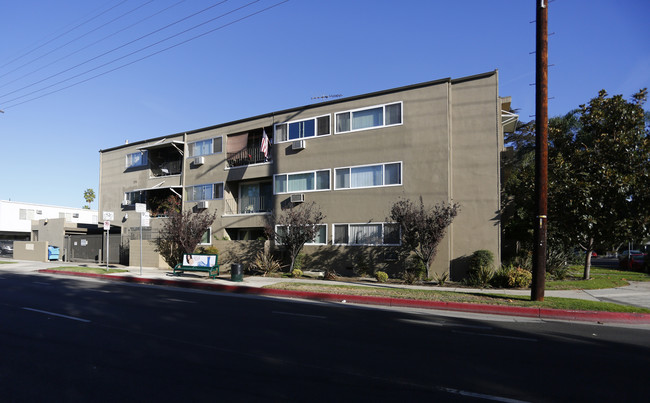 Radford Apartments in Valley Village, CA - Building Photo - Building Photo