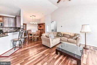 512 Sunset View Terrace SE in Leesburg, VA - Building Photo - Building Photo