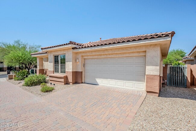 13562 W Cypress St in Goodyear, AZ - Building Photo - Building Photo