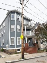 18 Salina Rd, Unit 3 in Boston, MA - Building Photo