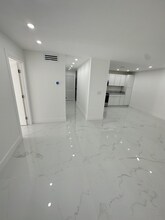 2175 NE 170th St in North Miami Beach, FL - Building Photo - Building Photo