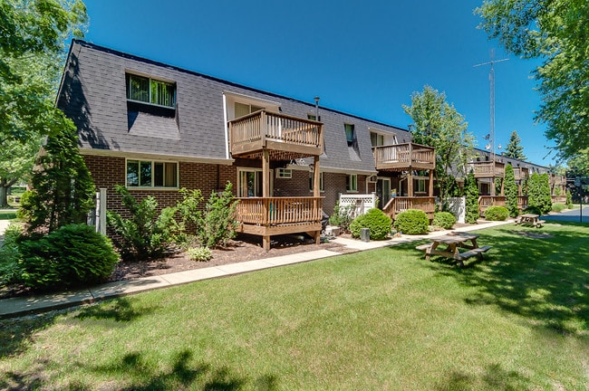 Hillcrest & Ridgeview Apartments