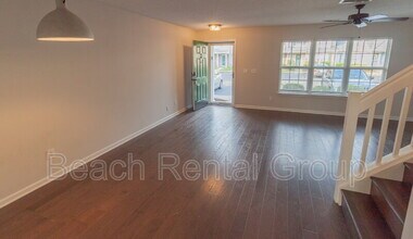 612 Wilshire Ln in Murrells Inlet, SC - Building Photo - Building Photo