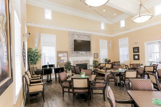 Coventry Court Luxury Senior in Tustin, CA - Building Photo - Interior Photo