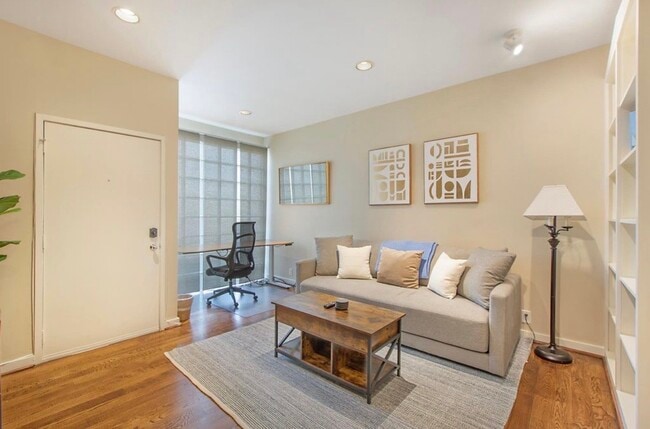 property at 4241 Buena Vista St