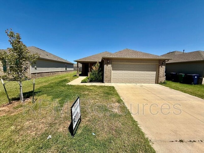property at 1820 Hayes Ln