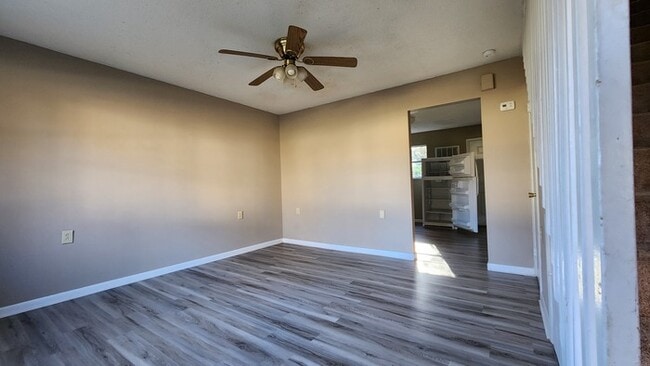 1007 Oak St in Johnson City, TN - Building Photo - Building Photo