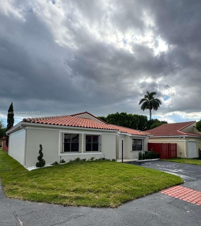 440 SW 88th Ct in Miami, FL - Building Photo - Building Photo