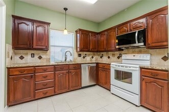 1213 Denise Ct in Lewisville, TX - Building Photo - Building Photo