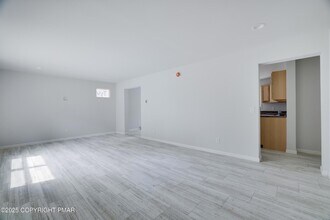 8475 Bumble Bee Way in Tobyhanna, PA - Building Photo - Building Photo