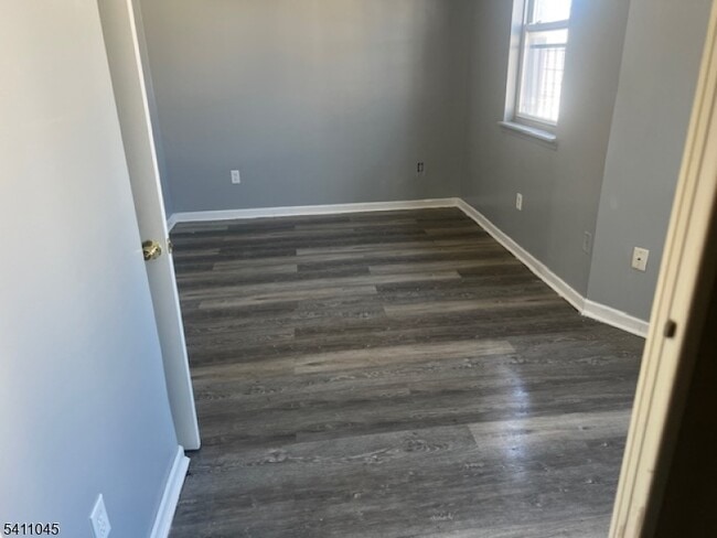 126 Livingston St in Elizabeth, NJ - Building Photo - Building Photo