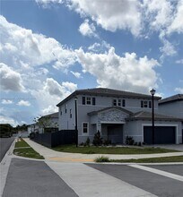 14804 SW 162nd St in Quail Heights, FL - Building Photo - Building Photo