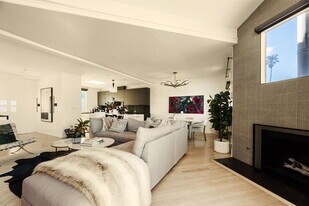 610 9th St in Hermosa Beach, CA - Building Photo