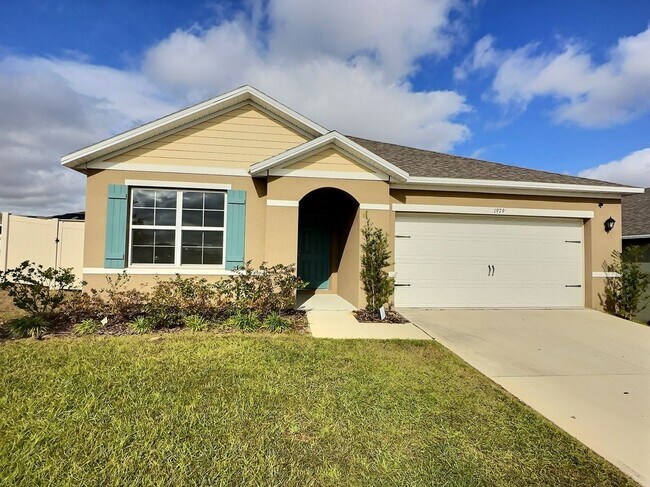 property at 1979 Chickasaw Blvd